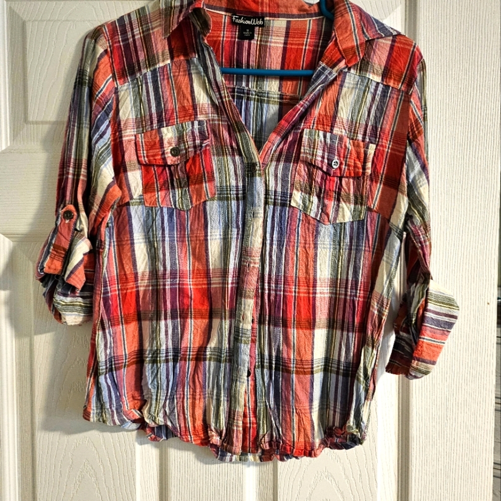 Women bottom up shirt, Size Small, Multi colored